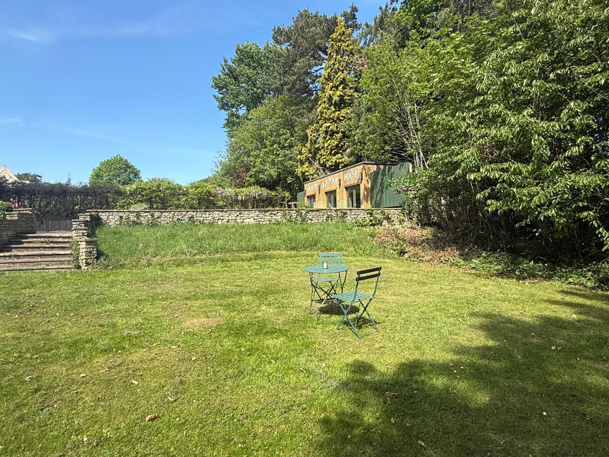 Granby Estate The Old Pool House Apartamento Bradford-On-Avon Exterior foto